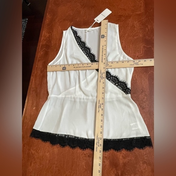 NWT Pleione Lace-trimmed Peplum Blouse Women’s Size M Surplice Neck White - Picture 11 of 16